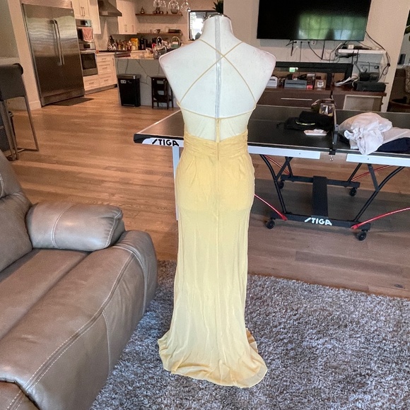 CACHE Yellow Maxi Dress - Picture 3 of 3